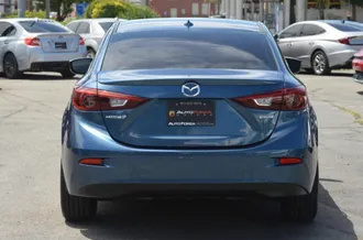 2017 Mazda MAZDA3 photo 5