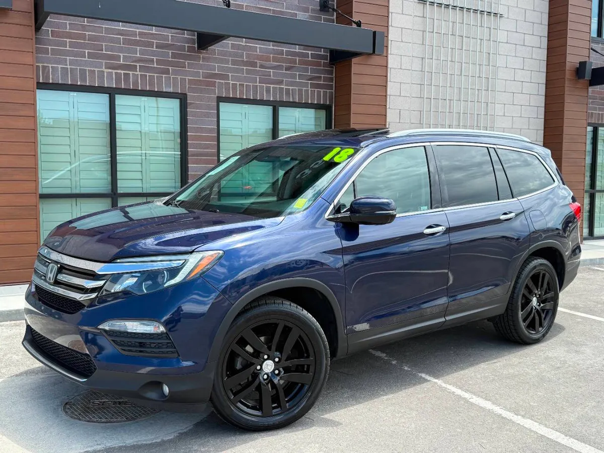 2018 Honda Pilot Touring AWD 4dr SUV