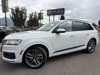 2017 Audi Q7 photo 2