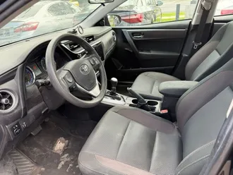 2019 Toyota Corolla photo 3