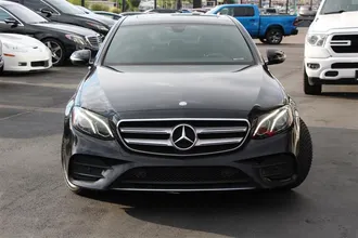 2017 MERCEDES-BENZ E-CLASS photo 3