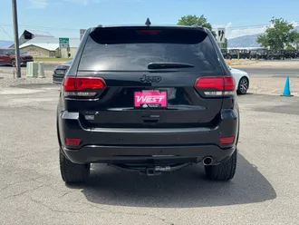 2020 Jeep Grand Cherokee photo 7