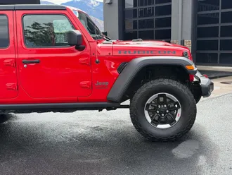 2020 Jeep Wrangler photo 3