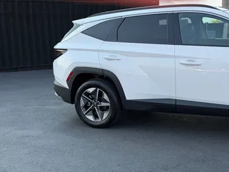 2025 Hyundai Tucson photo 4