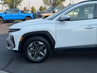 2025 Hyundai Tucson photo 7