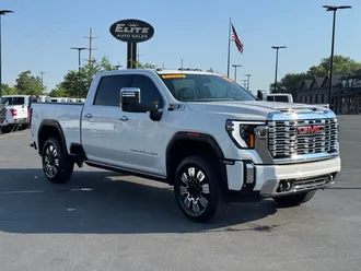 2025 GMC Sierra 3500HD photo 3