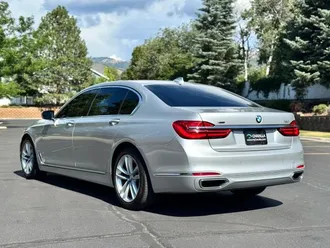 2018 BMW 7 Series photo 3