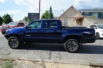 2008 Toyota Tacoma Double Cab photo 3
