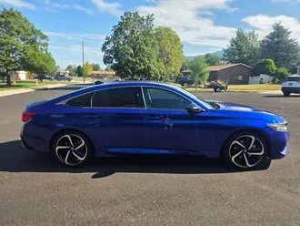 2021 Honda Accord Sedan photo 6
