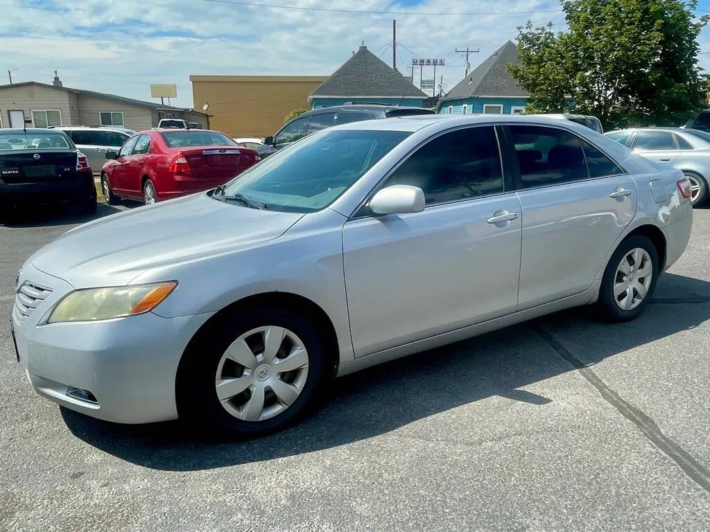 2009 Toyota Camry LE 4dr Sedan 5A