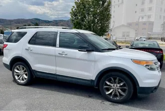 2014 Ford Explorer photo 3