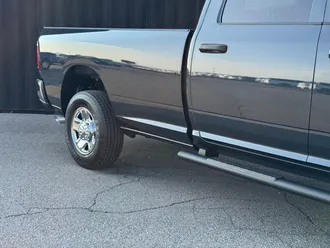 2026 Ram 3500 photo 4