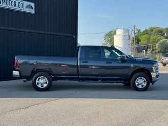 2026 Ram 3500 photo 5
