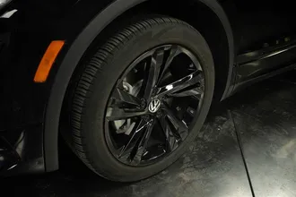 2023 VOLKSWAGEN TIGUAN photo 4