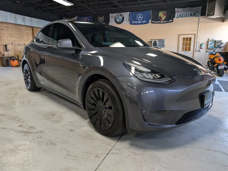 2021 Tesla Model Y Long Range Long Range