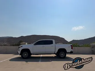 2024 Chevrolet Colorado photo 4