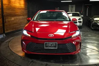 2025 TOYOTA CAMRY photo 4