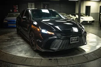 2025 TOYOTA CAMRY photo 5