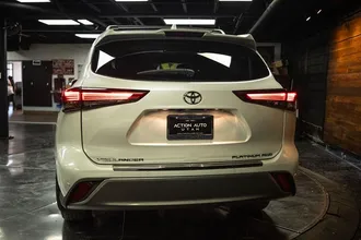 2023 TOYOTA HIGHLANDER photo 6