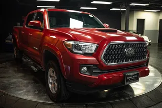 2019 TOYOTA TACOMA photo 5