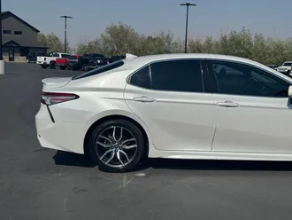 2019 Toyota Camry photo 5