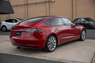 2019 Tesla Model 3 photo 3