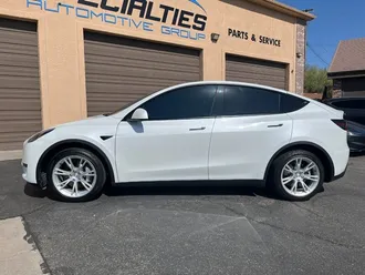 2021 Tesla Model Y Long Range photo 3