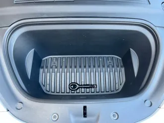 2021 Tesla Model Y Long Range photo 4