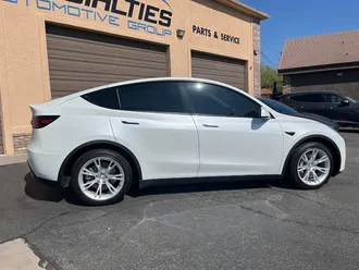 2021 Tesla Model Y Long Range photo 6