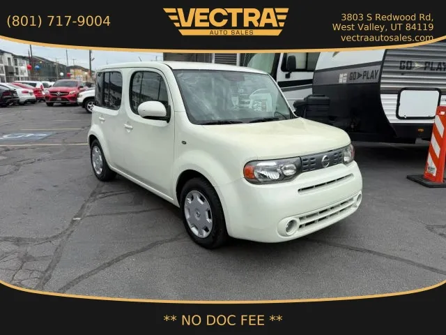 2011 Nissan cube Wagon 4D