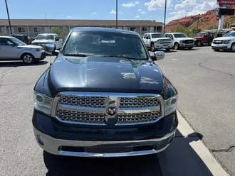 2016 Ram 1500 Crew Cab photo 3