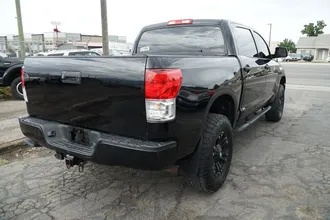 2012 Toyota Tundra CrewMax photo 7