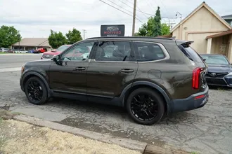 2022 Kia Telluride photo 3