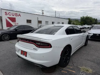 2015 Dodge Charger photo 5