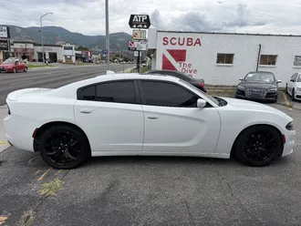 2015 Dodge Charger photo 6
