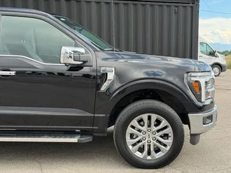 2025 Ford F-150 photo 4