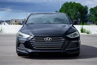 2018 HYUNDAI ELANTRA photo 2