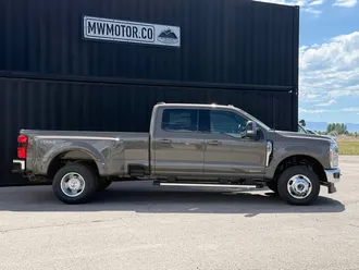 2026 Ford F-350SD photo 6