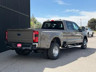 2026 Ford F-350SD photo 7