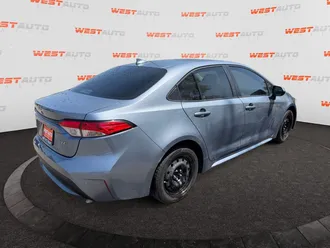2022 Toyota Corolla photo 5