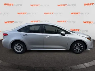 2021 Toyota Corolla Hybrid photo 6