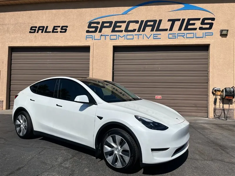 2024 Tesla Model Y Long Range * Hardware 4* Long Range * Hardware 4*