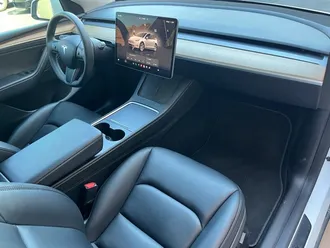 2024 Tesla Model Y Long Range * Hardware 4* photo 7