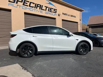2024 Tesla Model Y Long Range * Hardware 4* photo 6