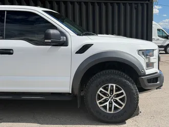 2018 Ford F-150 photo 4