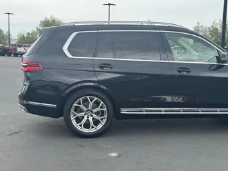 2026 BMW X7 photo 5