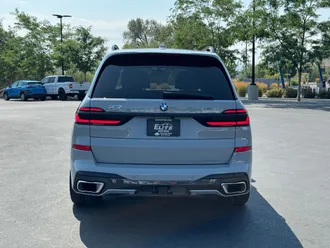 2024 BMW X7 photo 7
