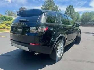 2017 Land Rover Discovery Sport photo 4