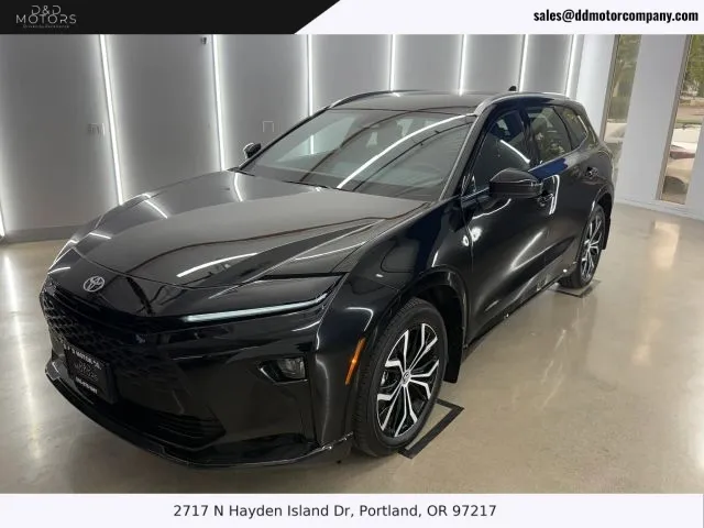 2025 Toyota Crown Signia XLE Hybrid Sport Utility 4D