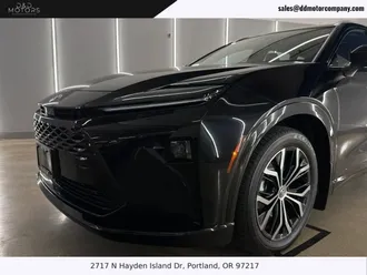2025 Toyota Crown Signia photo 6